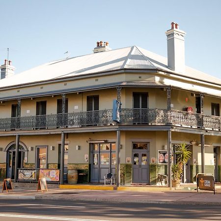 The Family Hotel Maitland Exteriér fotografie